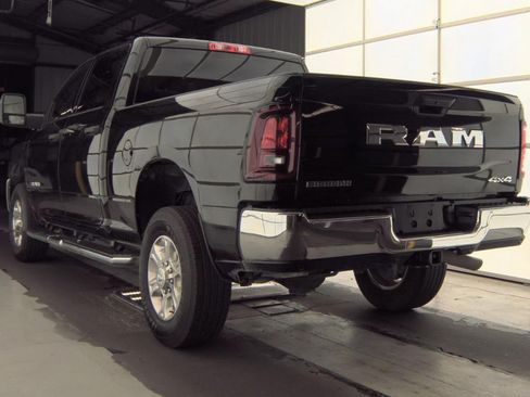 Used 2026 RAM 2500 Big Horn AWD/4WD image 5