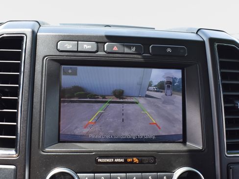 Used 2021 Ford Expedition Limited AWD/4WD image 20
