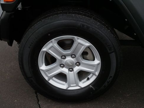 Used 2022 Jeep Wrangler Sport S image 15