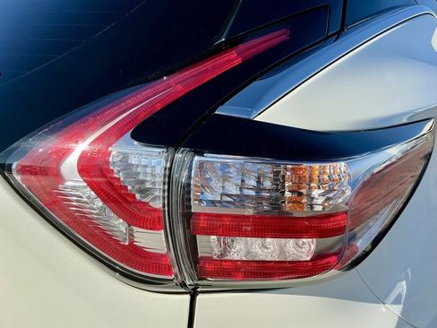 Used 2018 Nissan Murano SL w/ Cargo Package image 16