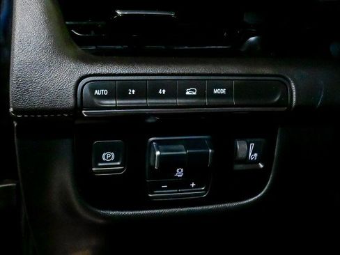 Used 2022 Cadillac Escalade ESV Sport image 50