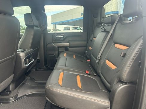 Used 2022 GMC Sierra 2500 AT4 w/ Gooseneck/5TH Wheel Package AWD/4WD image 18