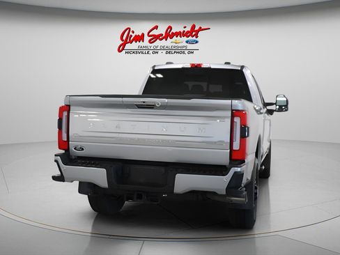 Used 2023 Ford F250 Platinum AWD/4WD image 5