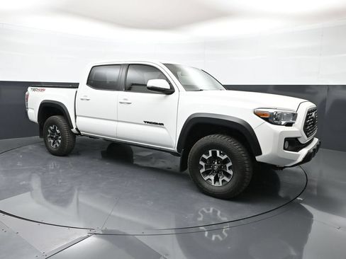 Used 2023 Toyota Tacoma TRD Off-Road AWD/4WD image 27