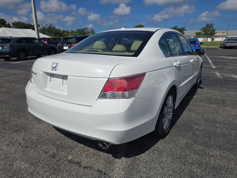 Used 2010 Honda Accord EX-L image 4