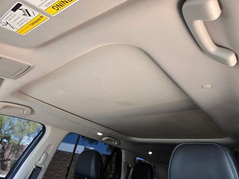 Certified 2023 Honda Pilot Touring image 15