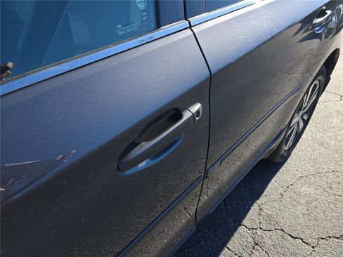 Used 2018 Subaru Outback 3.6R Limited image 13