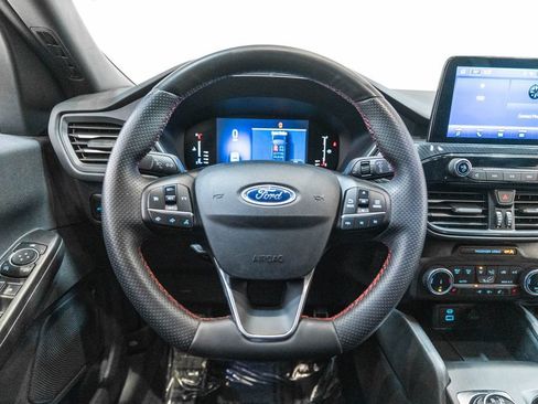 Used 2023 Ford Escape ST-Line Select image 16