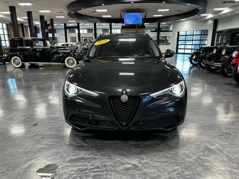 Used 2020 Alfa Romeo Stelvio Ti w/ Nero Edizione AWD/4WD image 2