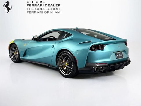 Used 2019 Ferrari 812 Superfast RWD image 2
