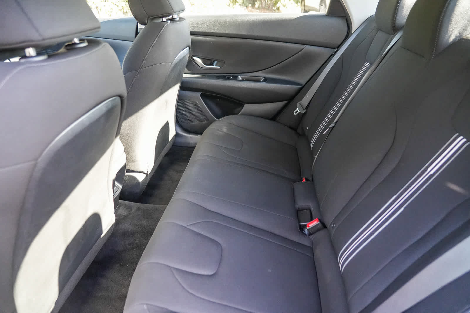 Certified 2024 Hyundai Elantra SEL FWD image 17