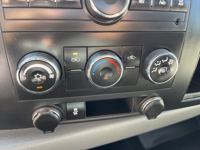 Used 2012 GMC Sierra 1500 W/T w/ LPO, On The Job Package AWD/4WD image 17