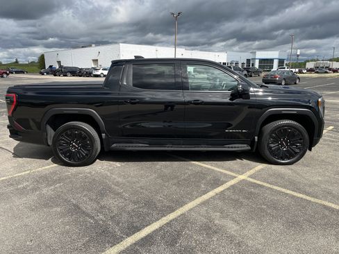 Used 2026 GMC Sierra EV Elevation w/ Premium Package AWD/4WD image 7