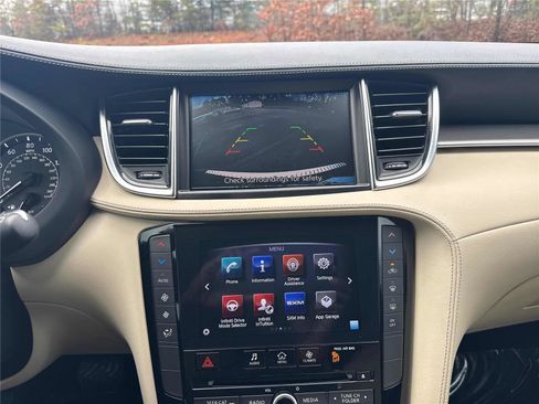 Used 2019 INFINITI QX50 Pure image 20