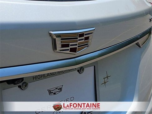 Used 2022 Cadillac XT5 Premium Luxury w/ LPO, Floor Liner Package image 32