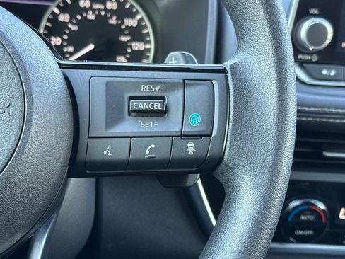 Certified 2023 Nissan Rogue SV image 28