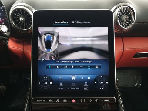 Used 2023 Mercedes-Benz SL 63 AMG 4MATIC w/ Driver Assistance Package image 23