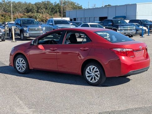 Used 2017 Toyota Corolla LE image 7