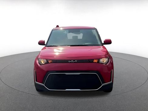 Used 2025 Kia Soul LX w/ LX Technology Package FWD image 4