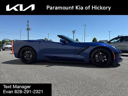 Used 2019 Chevrolet Corvette Stingray Convertible w/ Carbon Flash Badge Package RWD image 12
