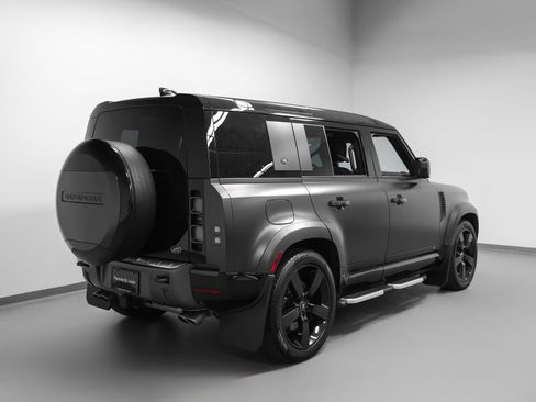 Used 2023 Land Rover Defender 110 Carpathian Edition AWD/4WD image 12