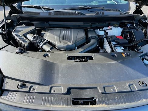 Used 2026 Buick Enclave Sport Touring w/ Power Package AWD/4WD image 31
