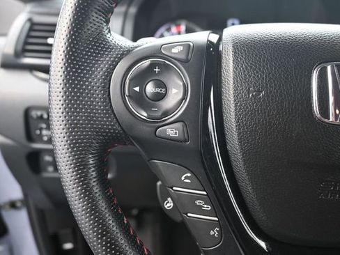 Used 2023 Honda Ridgeline Black Edition image 17