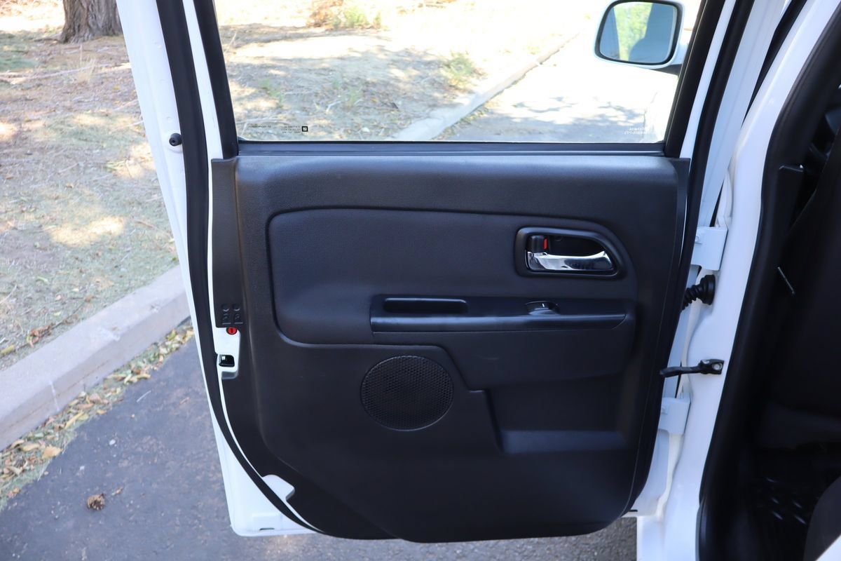 Used 2012 Chevrolet Colorado LT RWD image 24