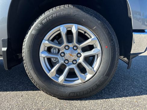 New 2026 Chevrolet Silverado 1500 LT image 32