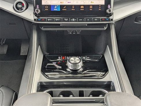 New 2026 Jeep Grand Wagoneer 4WD image 19