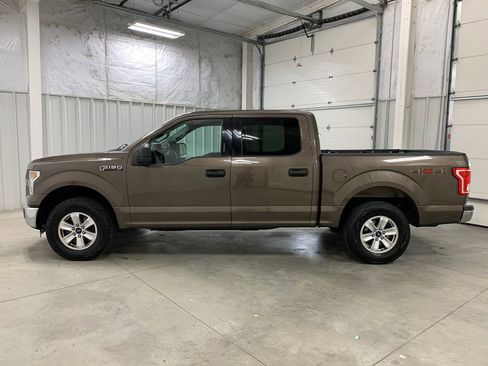 Used 2015 Ford F150 XLT AWD/4WD image 3