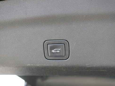 Certified 2023 Chevrolet Tahoe High Country AWD/4WD image 24