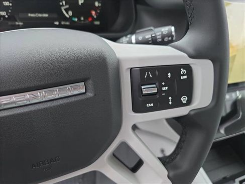 Used 2026 Land Rover Defender 110 S AWD/4WD image 17