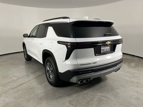 Certified 2024 Chevrolet Traverse LT w/ Enhanced Driving Package AWD/4WD image 6