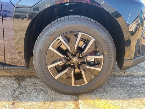 New 2026 Toyota bZ XLE Plus image 9