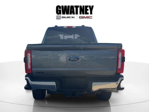 Used 2024 Ford F250 Lariat w/ Chrome Package AWD/4WD image 5