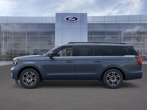 New 2026 Ford Expedition Max Active RWD image 3