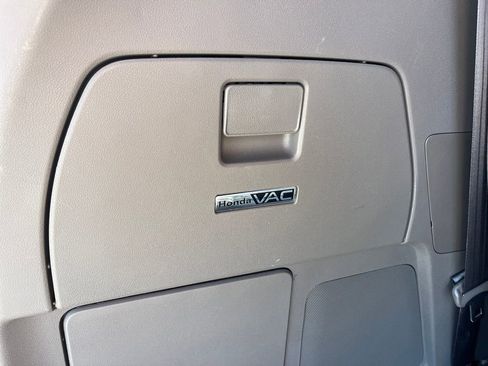 Used 2016 Honda Odyssey SE image 42