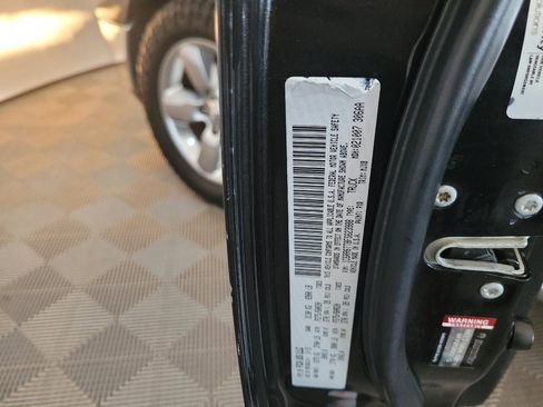 Used 2015 RAM 1500 Lone Star RWD image 33