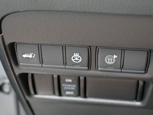 Used 2023 Nissan Armada SL w/ Midnight Edition Package AWD/4WD image 23