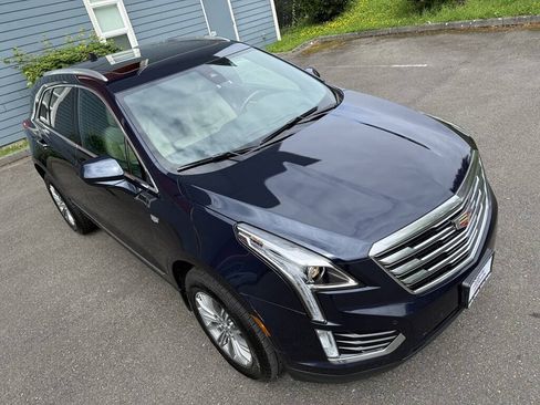 Used 2017 Cadillac XT5 Luxury w/ Driver Awareness Package FWD image 7