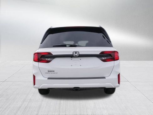 New 2026 Honda Odyssey EX-L image 4