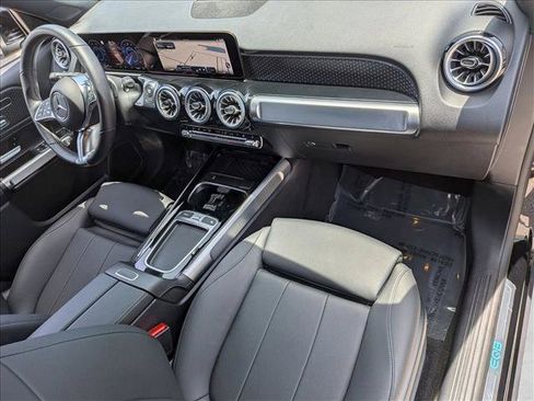 Used 2024 Mercedes-Benz EQB 250+ image 23