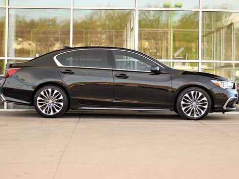 Used 2018 Acura RLX w/ Technology Package image 11