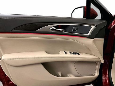 Used 2019 Lincoln MKZ Reserve AWD/4WD image 22