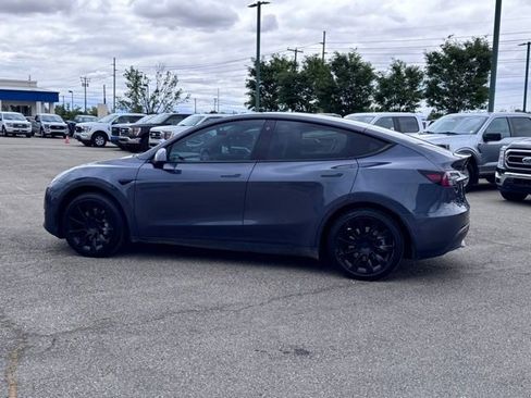 Used 2021 Tesla Model Y Long Range AWD/4WD image 5