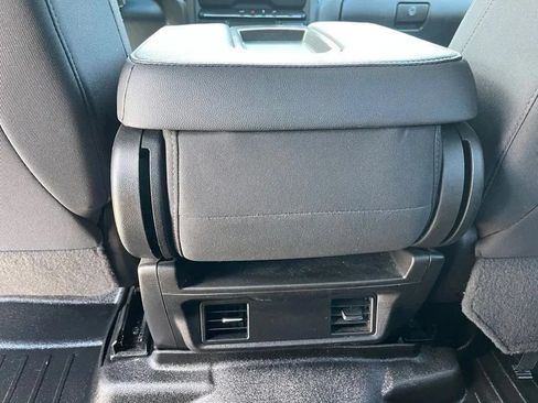 Used 2022 GMC Sierra 2500 Pro w/ Convenience Package AWD/4WD image 19
