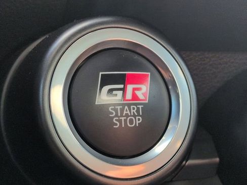 Certified 2025 Toyota GR86 Hakone Edition RWD image 17