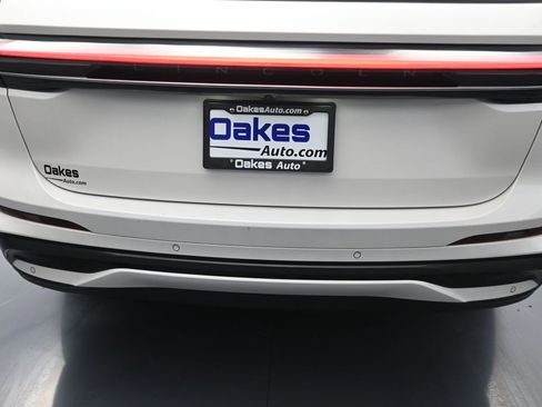 Used 2024 Lincoln Nautilus Reserve w/ Jet Appearance Package (87T) image 33