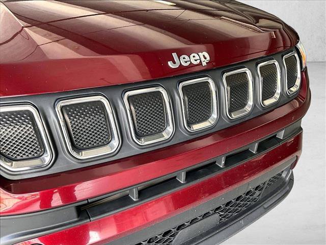 Used 2022 Jeep Compass Latitude FWD image 29